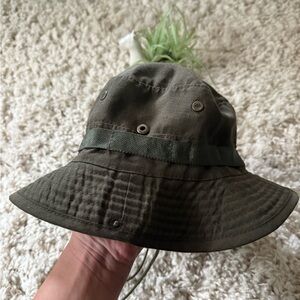 Olive Green Women's Adventure Hat
